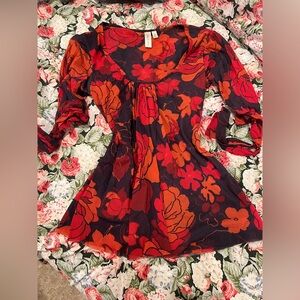 daisy & clover women’s red floral patterned short sleeve tie blouse